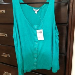 Loose crop tank top.